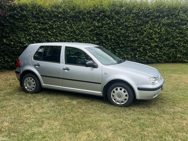 Volkswagen Golf Hatchback, Petrol, 2003, Silver