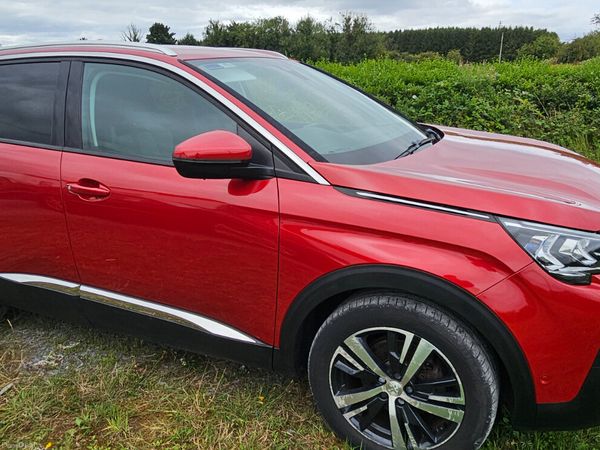 Peugeot 3008 SUV, Petrol, 2017, Red