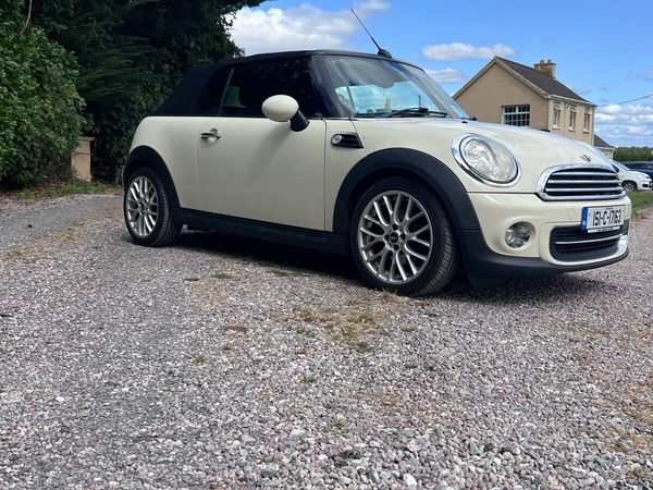 Mini Cooper Convertible, Petrol, 2015, White