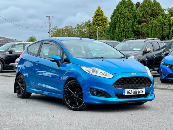 Ford Fiesta Hatchback, Petrol, 2015, Blue