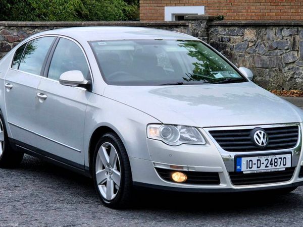 Volkswagen Passat Saloon, Diesel, 2010, Silver