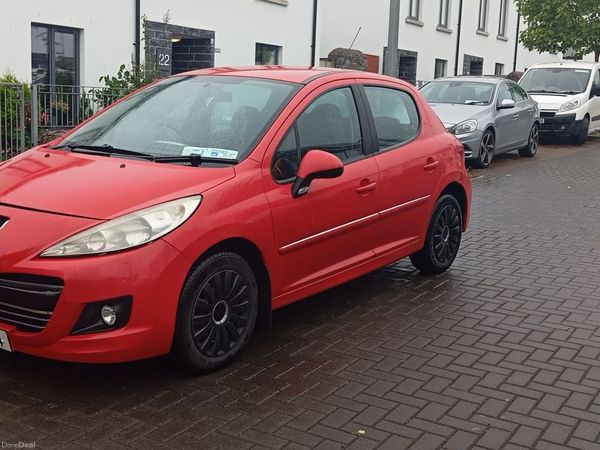 Peugeot 207 Hatchback, Diesel, 2012, Red