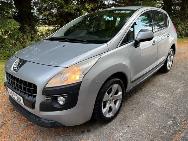 Peugeot 3008 MPV, Diesel, 2011, Silver