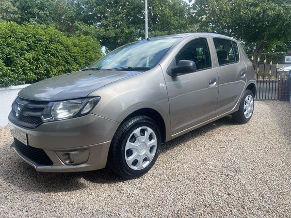 Dacia Sandero Hatchback, Petrol, 2015, Beige