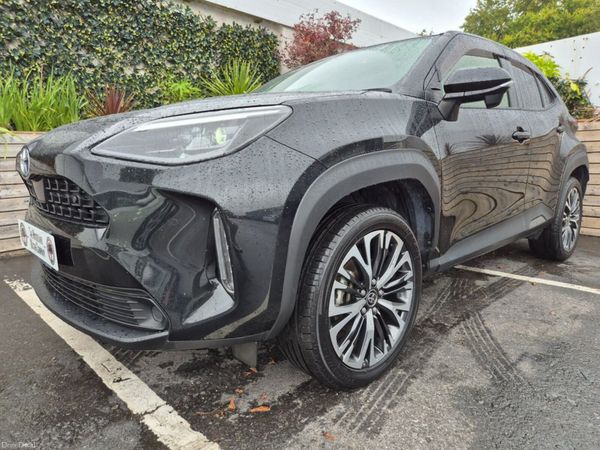 Toyota Yaris Cross SUV, Petrol Hybrid, 2021, Black