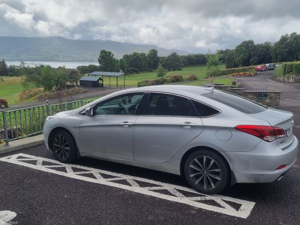 Hyundai i40 Saloon, Diesel, 2015, Silver