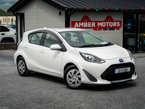 Toyota Aqua Hatchback, Petrol Hybrid, 2021, Silver