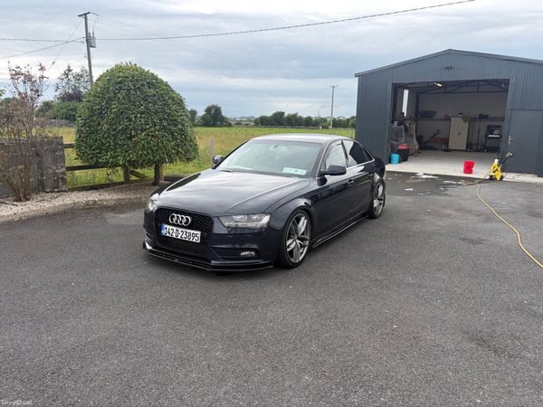 Audi A4 Saloon, Diesel, 2014, Blue