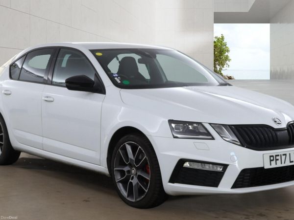 Skoda Octavia Hatchback, Diesel, 2017, White