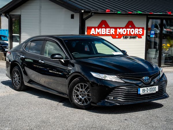 Toyota Camry Saloon, Petrol Hybrid, 2019, Black