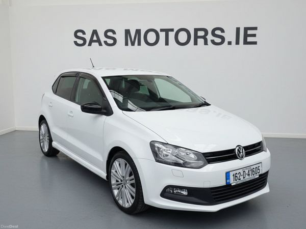 Volkswagen Polo Hatchback, Petrol, 2016, White