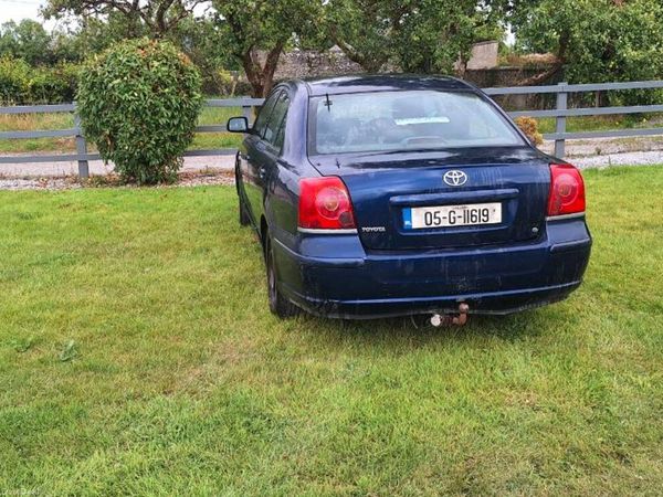 Toyota Avensis Saloon, Diesel, 2005, Blue