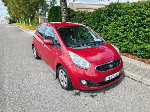 Kia Venga MPV, Diesel, 2014, Red