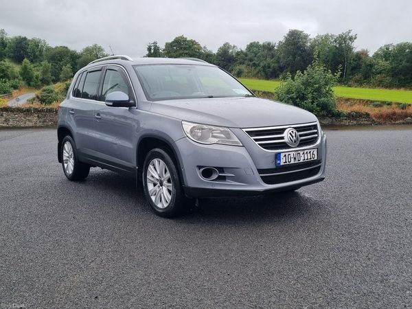 Volkswagen Tiguan SUV, Diesel, 2010, Grey