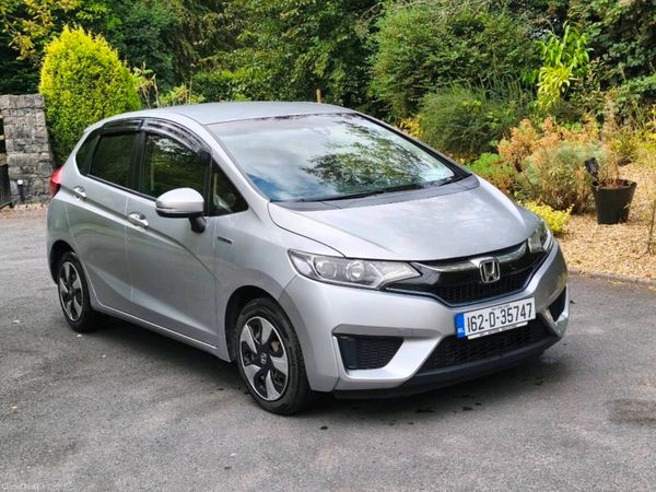 Honda Fit Hatchback, Petrol Hybrid, 2016, Silver