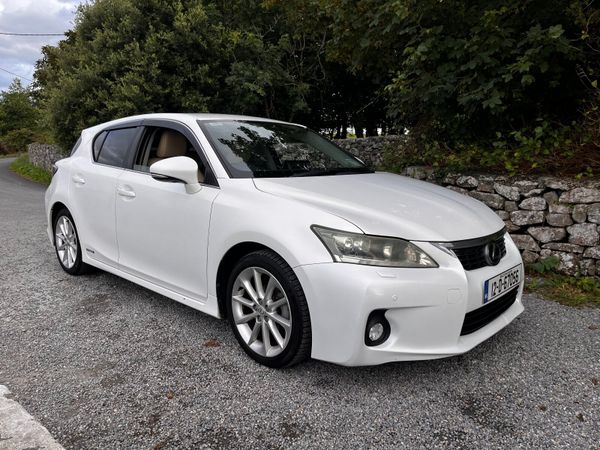 Lexus CT Hatchback, Petrol Hybrid, 2012, White