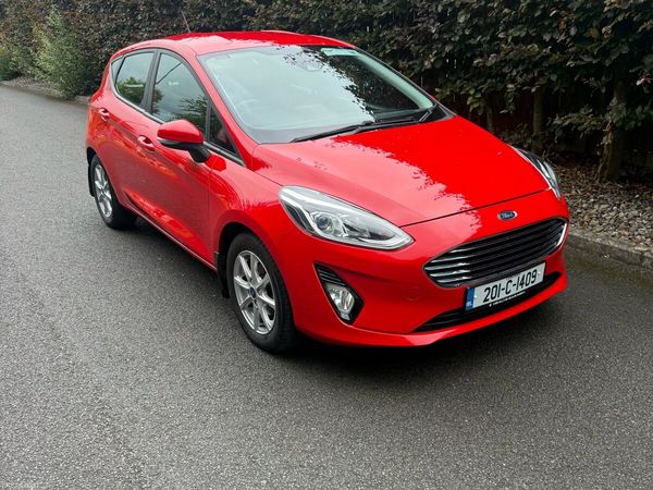 Ford Fiesta Hatchback, Petrol, 2020, Red