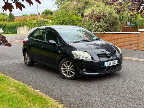 Toyota Auris Hatchback, Petrol, 2010, Black
