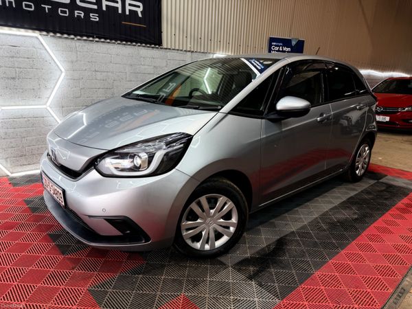 Honda Fit Hatchback, Petrol Hybrid, 2020, Silver