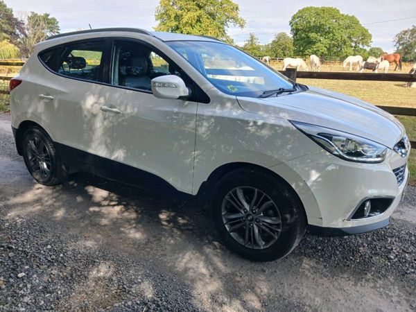 Hyundai ix35 SUV, Diesel, 2014, White