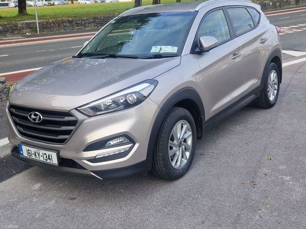 Hyundai Tucson SUV, Diesel, 2016, White
