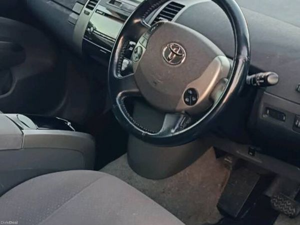 Toyota Prius Hatchback, Petrol Hybrid, 2008, White