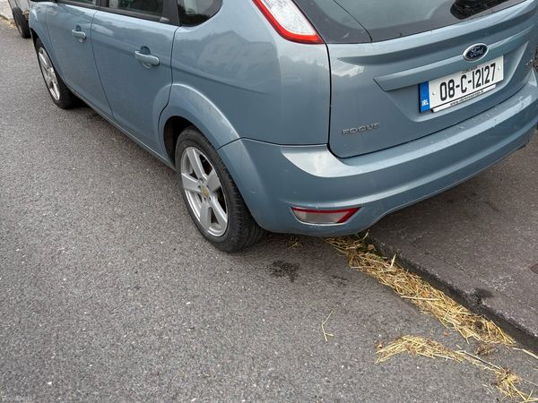 Ford Focus Hatchback, Petrol, 2008, Grey