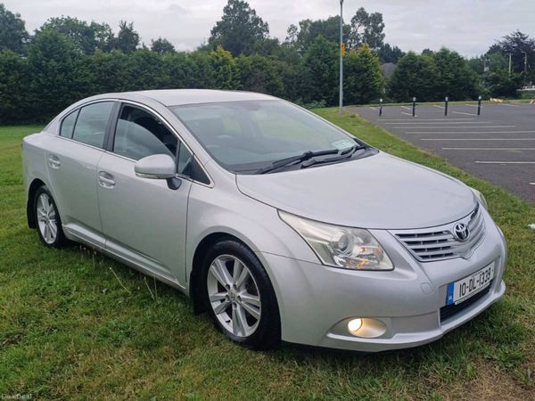 Toyota Avensis Saloon, Diesel, 2010, Silver