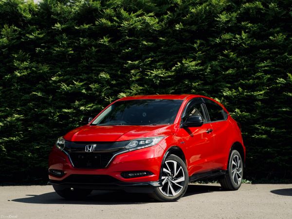 Honda Vezel Hatchback, Petrol Hybrid, 2017, Red