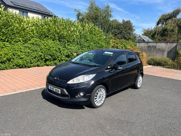 Ford Fiesta Hatchback, Diesel, 2010, Black