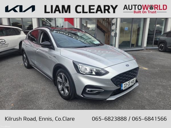 Ford Focus Hatchback, Petrol, 2022, Grey