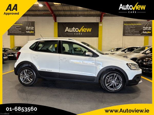 Volkswagen Polo Hatchback, Petrol, 2017, White