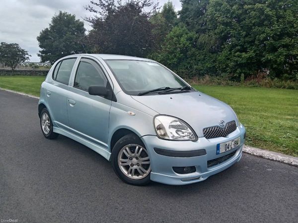 Toyota Yaris Hatchback, Petrol, 2004, Blue