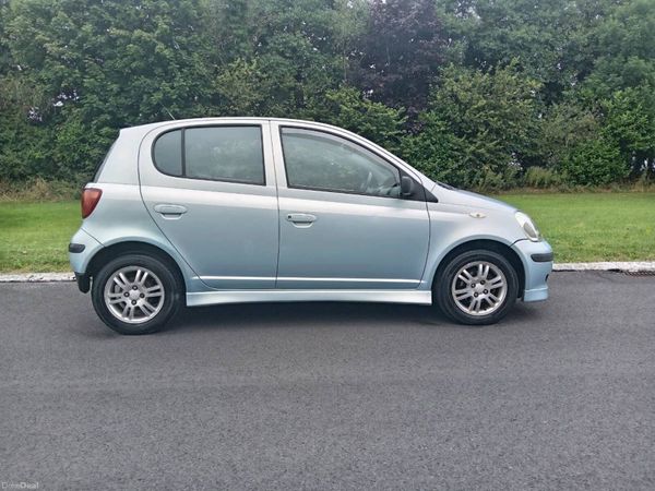Toyota Yaris Hatchback, Petrol, 2004, Blue