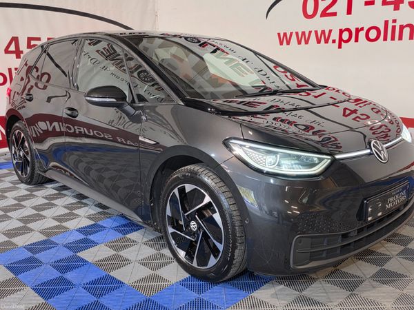 Volkswagen ID.3 Hatchback, Electric, 2022, Grey