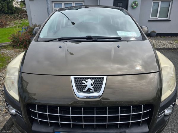 Peugeot 3008 Hatchback, Petrol, 2010, Brown