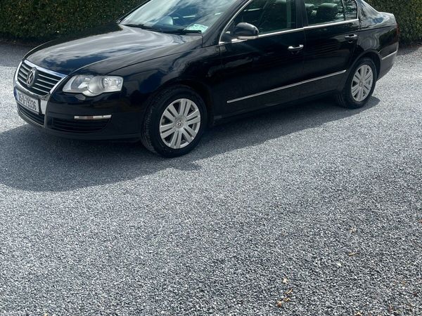 Volkswagen Passat Saloon, Diesel, 2005, Black