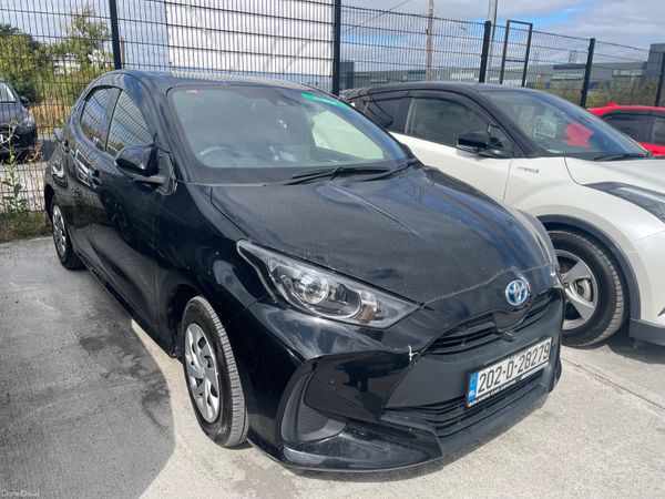 Toyota Yaris Hatchback, Petrol Hybrid, 2020, Black