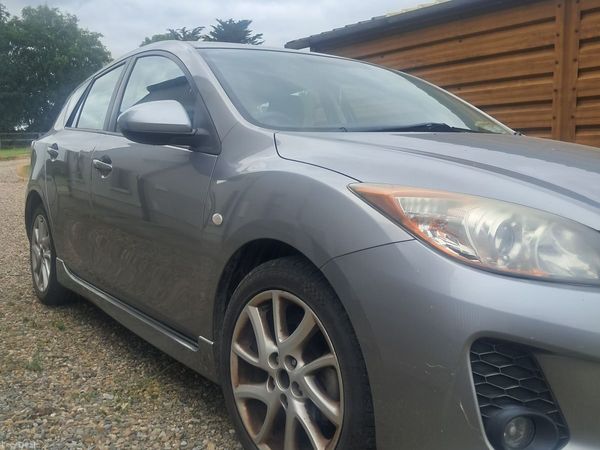 Mazda Mazda3 Hatchback, Diesel, 2013, Grey