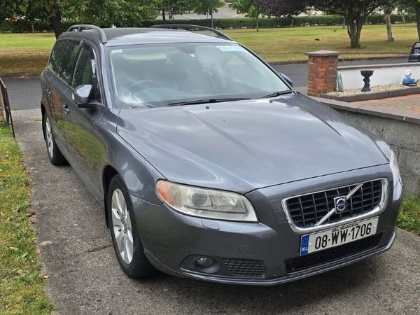 Volvo V70 Estate, Ethanol Petrol, 2008, Grey