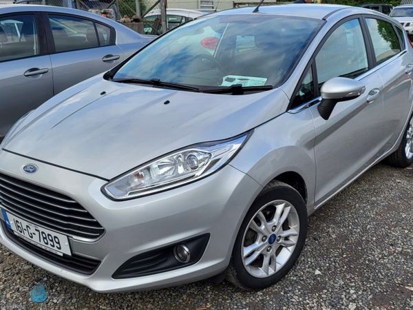 Ford Fiesta Hatchback, Petrol, 2016, Silver