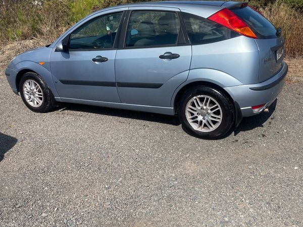 Ford Focus Hatchback, Petrol, 2004, Blue