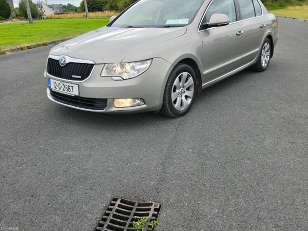 Skoda Superb Saloon, Diesel, 2012, Beige
