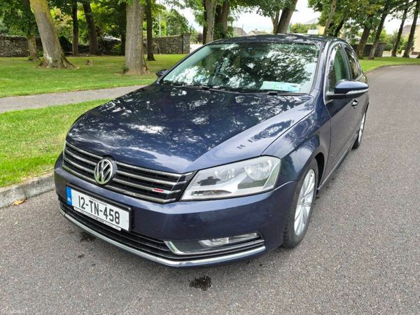 Volkswagen Passat Saloon, Diesel, 2012, Blue