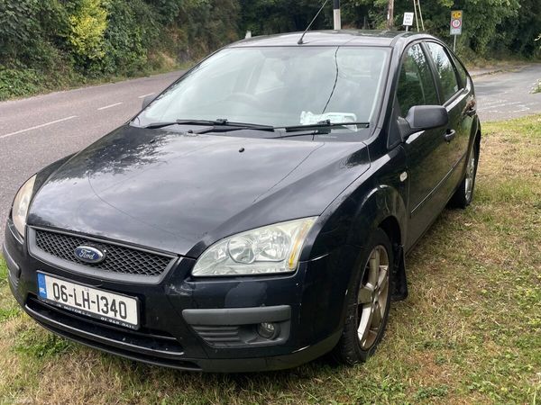 Ford Focus Hatchback, Petrol, 2006, Black