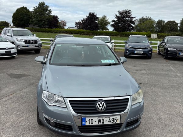 Volkswagen Passat Saloon, Diesel, 2010, Grey