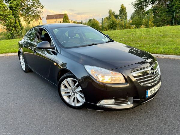 Opel Insignia MPV, Diesel, 2013, Black