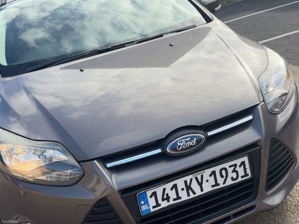 Ford Focus Hatchback, Diesel, 2014, Brown