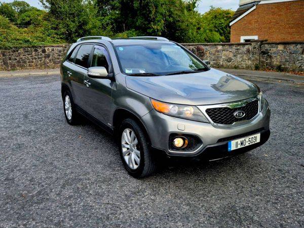 Kia Sorento SUV, Diesel, 2011, Grey