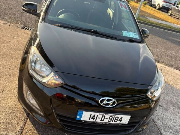 Hyundai i20 Hatchback, Petrol, 2014, Black